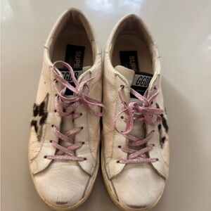 Golden Goose White Leather Low-Top Sneakers with Pink Laces
